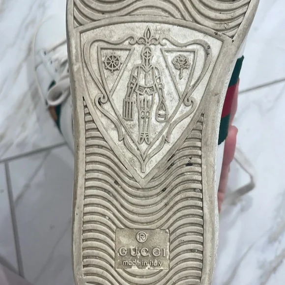 Authentic Gucci sneakers - Picture 5 of 8